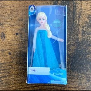 Disney Store Mini Brands - Elsa